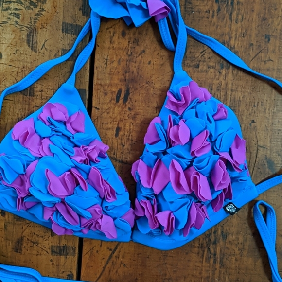 La Vie En Rose aqua 2 piece swimsuit - Picture 2 of 6